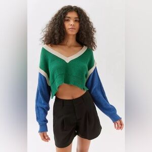 BDG Drew Colorblock Cropped V-Neck Pullover Sweater | Urban Outfitters Exclusive